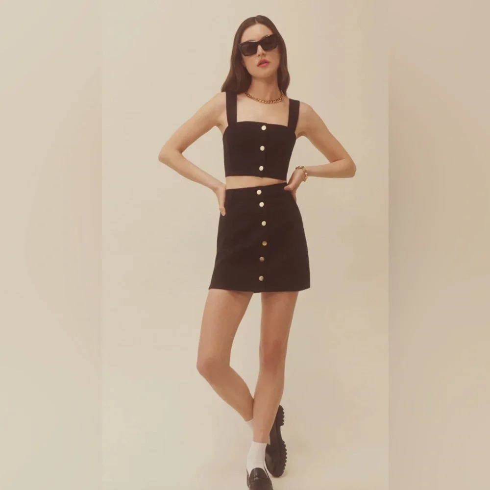 NWT Reformation Jeans Chrissy Black Denim Button Down Crop Top size 10